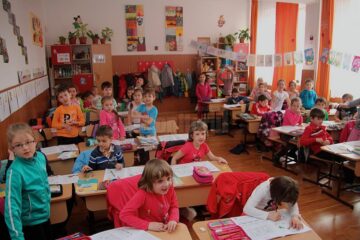 Peste 7.000 de boboci la clasele pregătitoare din județ, din toamna acestui an