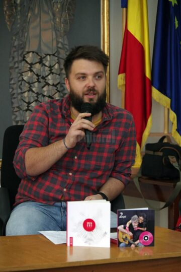 Artiștii Anca și Walter Dionisie și-au lansat joi albumul muzical „Roz”