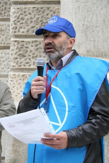 Traian Pădureț, Pro-Educația: "S-au acumulat numeroase probleme care afectează bunul mers al sistemului de învățământ preuniversitar"