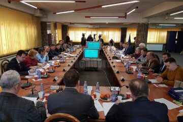 Proiectul de amenajare a 4.400 de parcari rezidențiale, respins a șaptea oară, în lipsa unui singur vot pentru