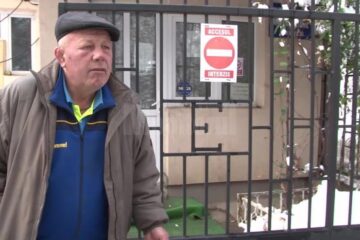 Profesorul sucevean Lazăr Lipa, trimis în judecată pentru lovituri cauzatoare de moarte asupra tatălui său Profesorul sucevean Lazăr Lipa, trimis în judecată pentru lovituri cauzatoare de moarte asupra tatălui său