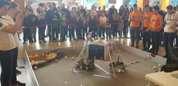 Demonstrațiile de robotică au fost găzduite de Iulius Mall