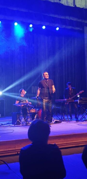 Direcția 5 și Alina Crișan, „prințesa rock-and-roll”, concert „În culori”, pe scena suceveană