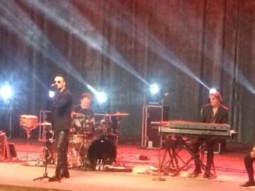 Direcția 5 și Alina Crișan, „prințesa rock-and-roll”, concert „În culori”, pe scena suceveană