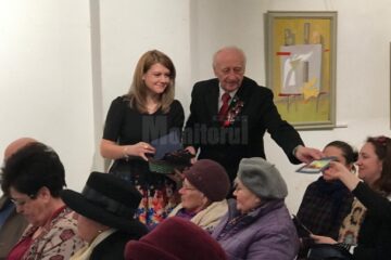 Artistul plastic Radu Bercea, la vernisajul expoziției de vineri