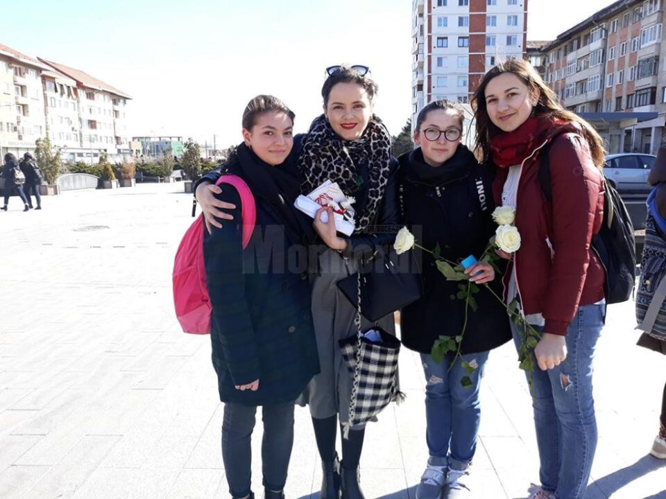 „Dăruind, readucem zâmbete”, acțiune derulată de elevi ai Colegiului Național „Mihai Eminescu"