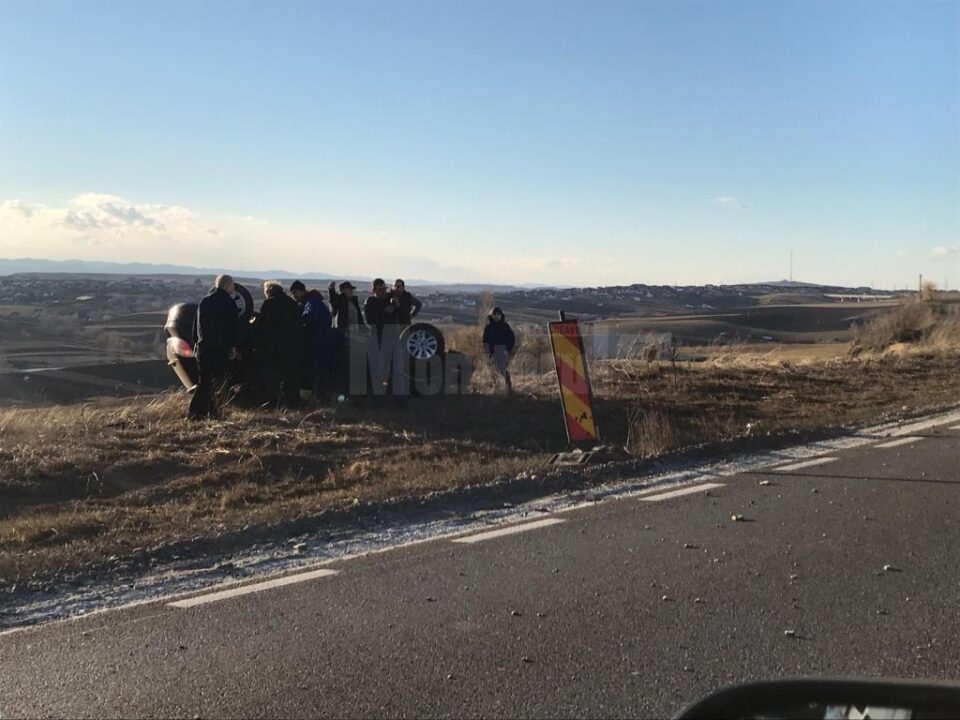 In autoturism se aflau 3 persoane care au ajuns la spital
