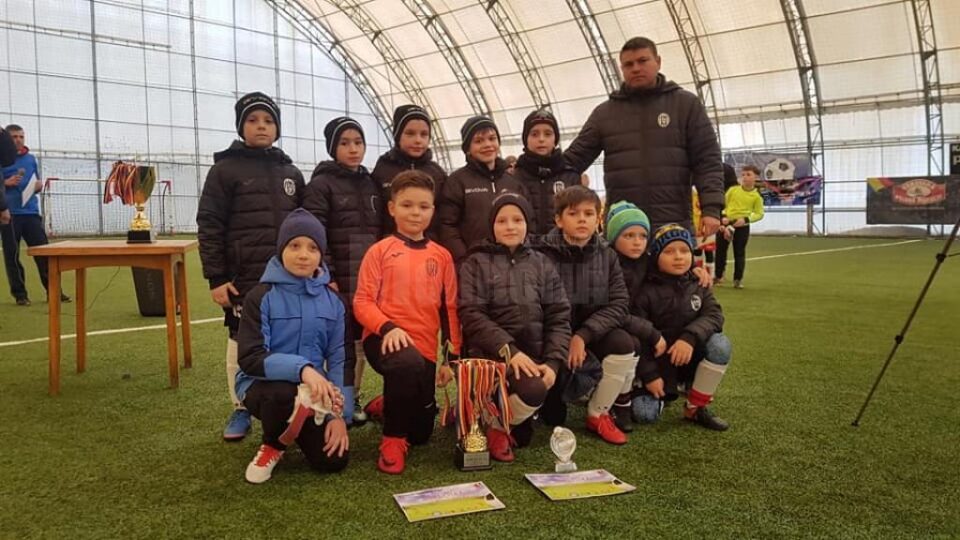 Copiii de la Juniorul Suceava s-au clasat pe locul 2 la Brașov Indoor Cup
