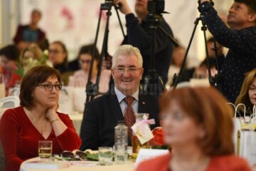 „Succesul înseamnă empatie, respect față de profesie și echilibristica extraordinară între rolurile de gen”