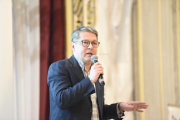 „Succesul înseamnă empatie, respect față de profesie și echilibristica extraordinară între rolurile de gen”