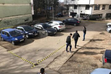 Parcarea în care a avut loc jaful, din portbagajul autoturismului BMW