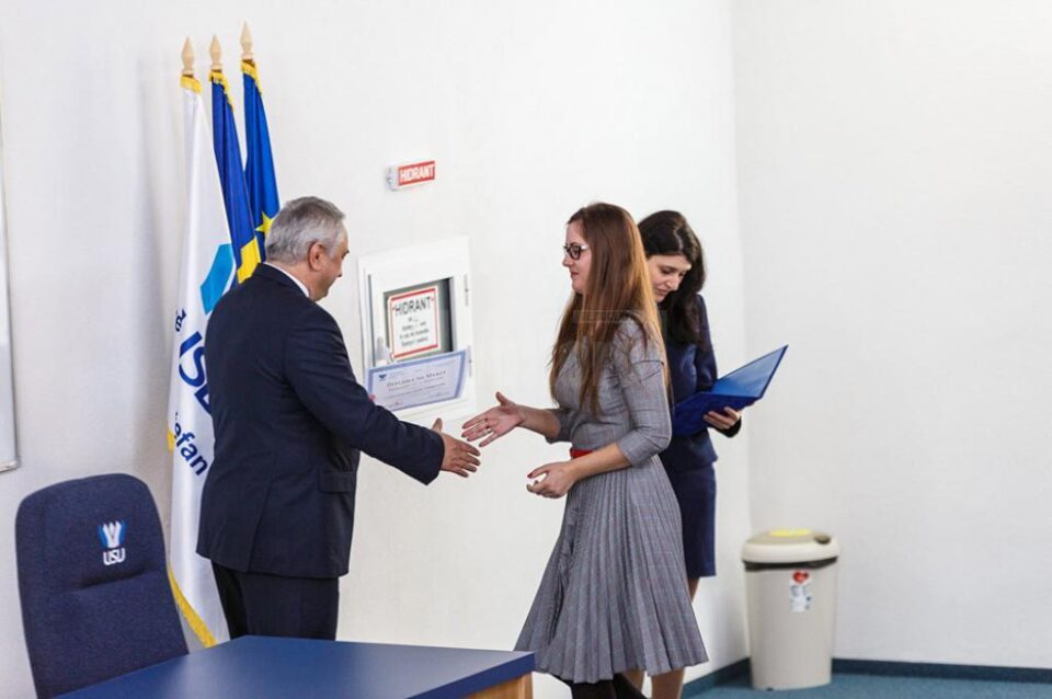 Cosmolese Gabriela Cristina Leliuc - titlul de „Doctorandul anului” la Școala Doctorală de Științe Socio-Umane a Universității