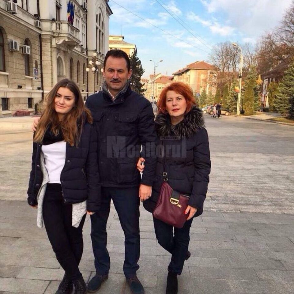 Marian Andronache, alaturi de soția sa Cătălina și fiica lor