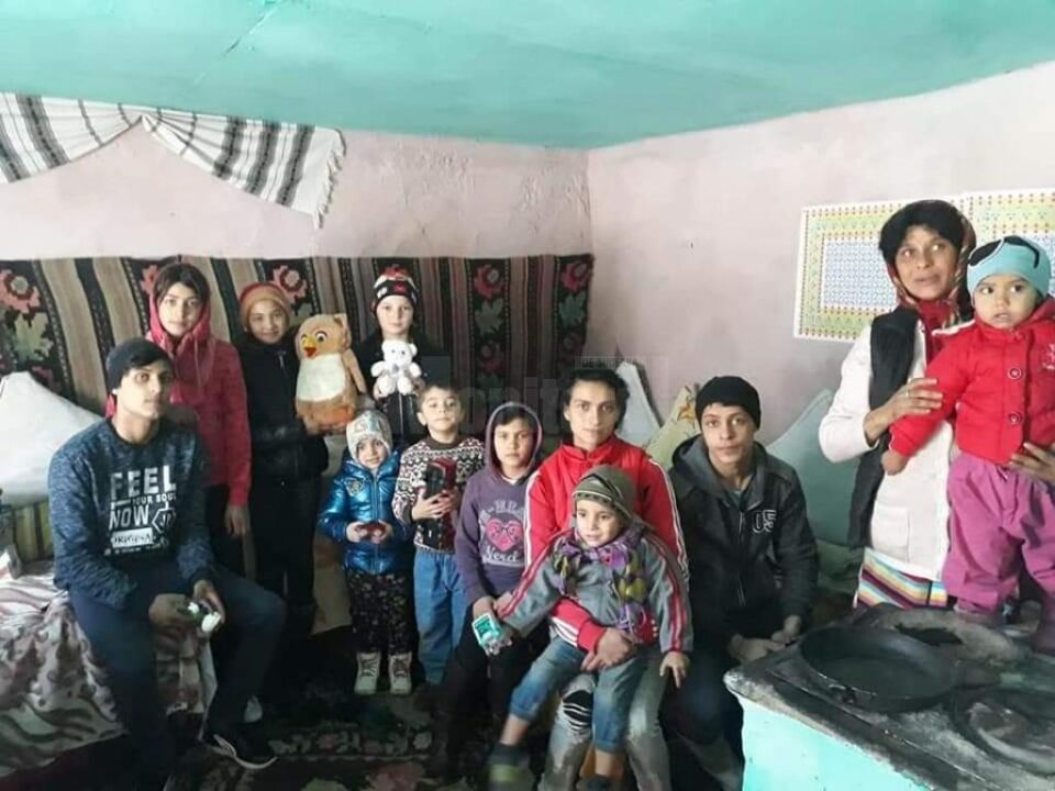 Familia nevoiașă din satul Ioneasa, comuna Vadu Moldovei