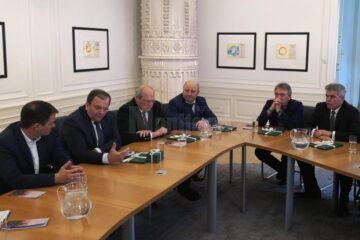 Gheorghe Flutur și primarii din Gura Humorului, Câmpulung Moldovesc si Vatra Dornei au avut mai multe discuții pe tema turismului