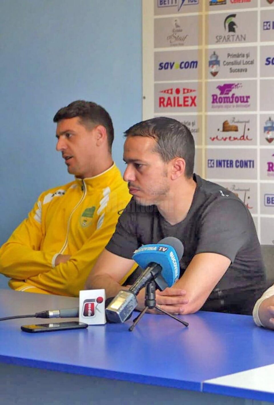 Andrei Vițelaru și Selim Benachour sunt optimiști înaintea disputei cu CSM Focșani Andrei Vițelaru și Selim Benachour sunt optimiști înaintea disputei cu CSM Focșani