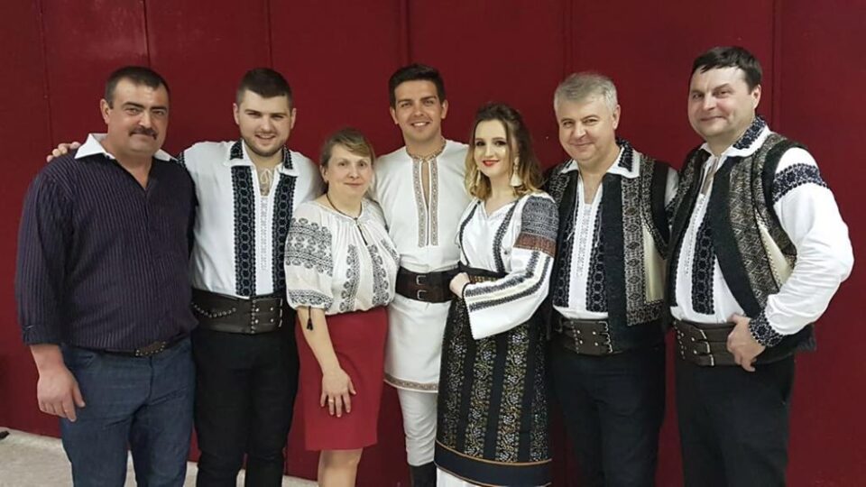 „Mărțișoare muzicale” oferite românilor din străinătate de cunoscuți artiști din Bucovina