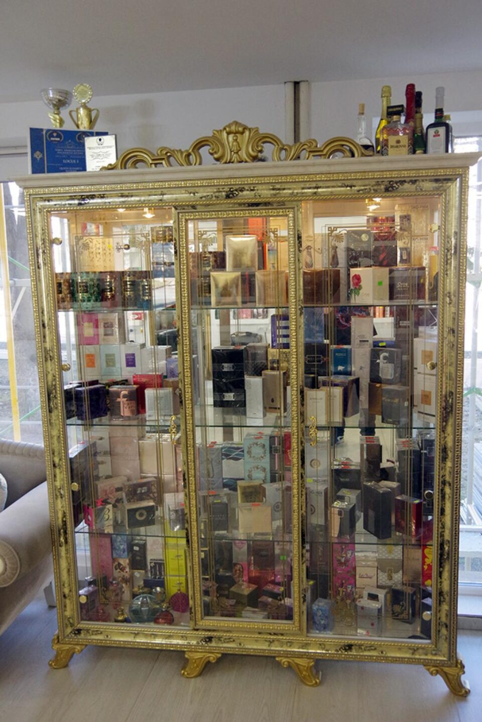 Remarcabilul drum al Simonei Rusu, de la copilul modest pasionat de parfumuri la o afacere de succes, recunoscută internațional