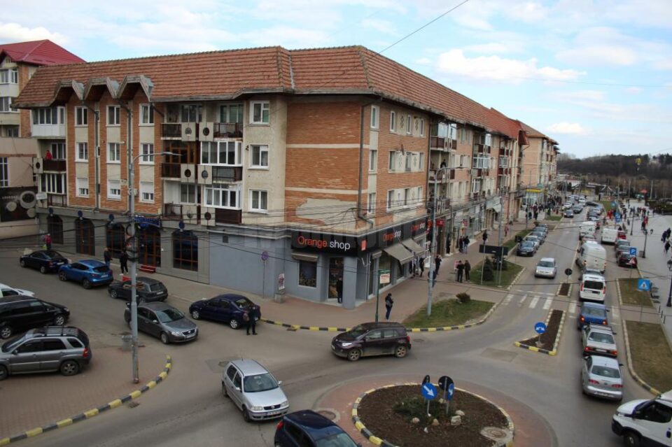 Circulația rutieră, paralizată în Centrul Sucevei, în timpul protestului „România vrea autostrăzi” 2