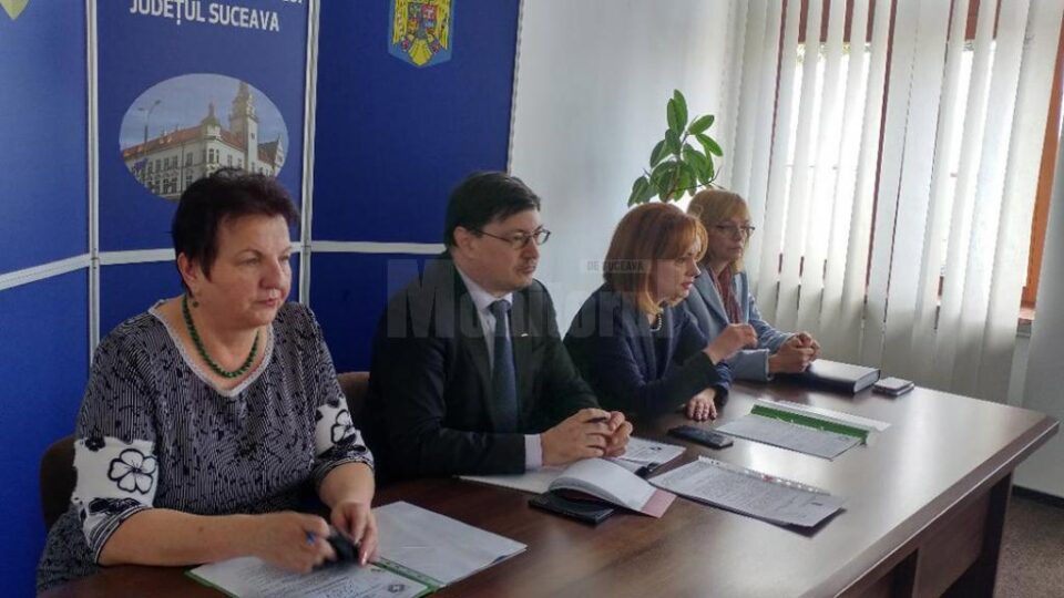 Silvia Boliacu, Tiberius Brădățan, Mirela Adomnicăi și Liliana Grădinaru