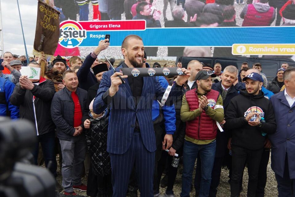 Sucevenii au venit în număr mare să susțină protestul lui Ștefan Mandachi