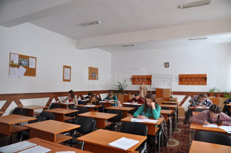 Simularea continuă pentru elevii de liceu