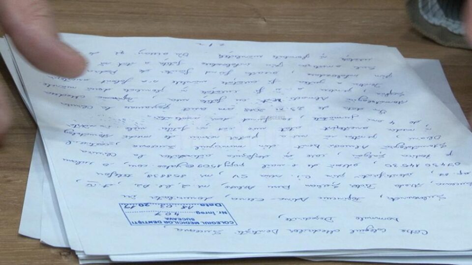 Colegiul Medicilor Dentiști a reclamat la poliție că un fals stomatolog profesează la un cabinet din Suceava