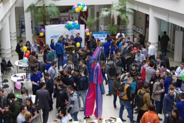 Întâlnirea a adus față în față studenți preocupați de domeniul IT și reprezentanții ASSIST