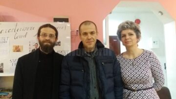 Romanul „Copiii din tren coboară la prima”, disecat de liceeni de la Filologie, în prezența autorului, a eroului principal și a celui care a scris prefața