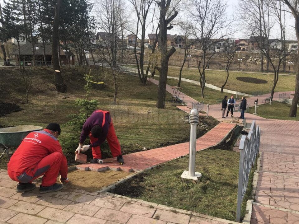 Alei special amenajate pentru cărucioare cu copii, biciclete, trotinete și role, în Zona de Agrement Tătărași