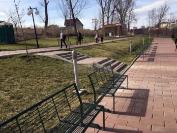 Alei special amenajate pentru cărucioare cu copii, biciclete, trotinete și role, în Zona de Agrement Tătărași