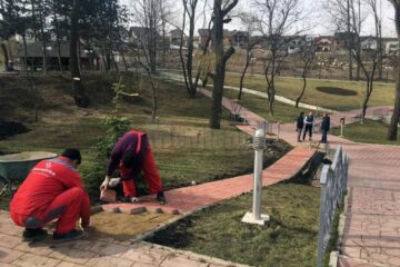 Amenajarea de alei pentru cărucioare cu copii, biciclete, trotinete și role, în Zona de agrement Tătărași