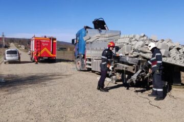 Camionul implicat în accident