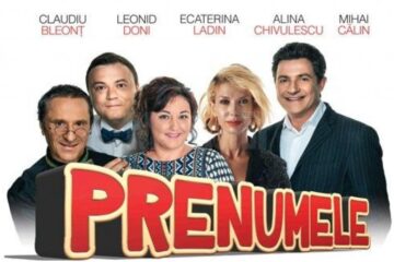 Actorii Mihai Călin și Claudiu Bleonț, în spectacolul „Prenumele”, pe scena Casei de Cultură Suceava