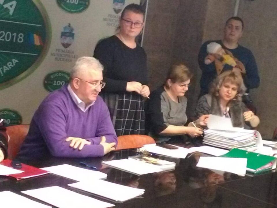 Terenuri de casă pentru tineri, repartizate de „Buna vestire”, în municipiul Suceava