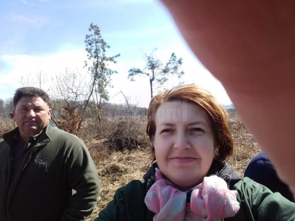 Elevi ai Colegiului ”Spiru Haret” au plantat 1.300 de puieți de gorun, paltin și carpen, la Todirești
