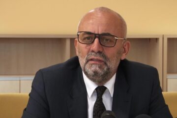 Managerul spitalului, Vasile Rîmbu