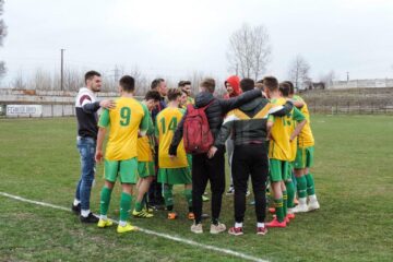 Fotbaliștii de la Zimbru Siret, bucuroși după calificarea în semifinalele Cupei României