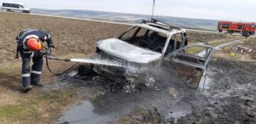 Autoturismul a ars ca o torță