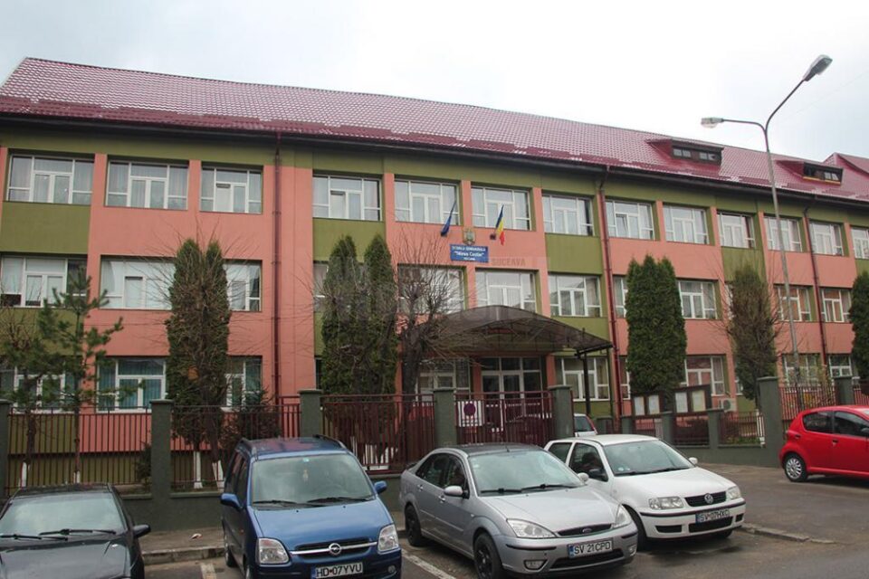 Școala Gimnazială "Miron Costin" Suceava va organiza șase clase pregătitoare