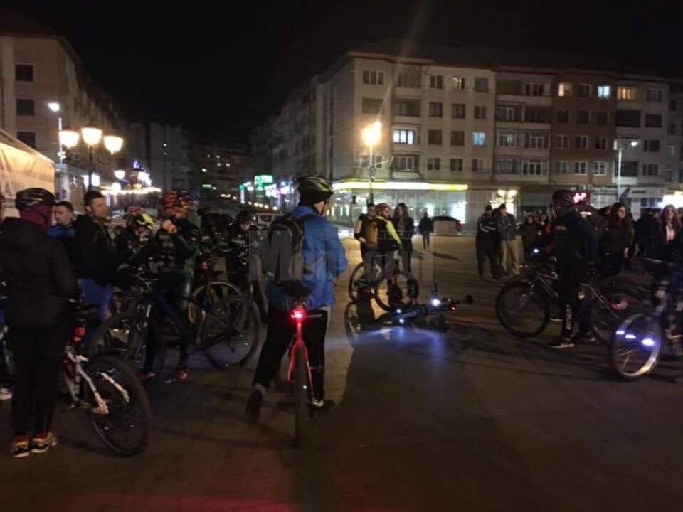 Bicicliștii suceveni au pedalat 20 de kilometri de „Ora Pământului”