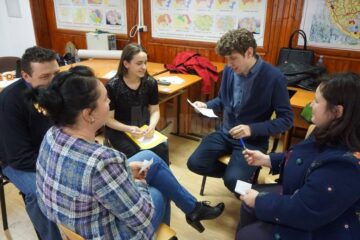 Ateliere de lucru pe tematica rezolvării conflictelor, derulate la liceul din Cajvana