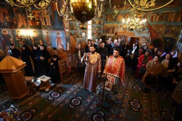 Mănăstirea Voroneț a aniversat 28 de ani de la reînființare. Foto: Constantin Ciofu