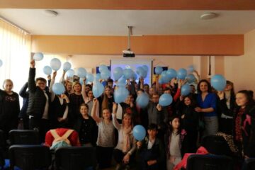 Ziua Internațională de Conștientizare a Autismului, marcată la Școala „Miron Costin” Suceava