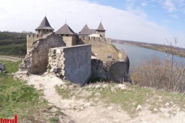 Cetatea Hotin