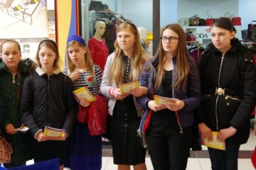 ârgul liceelor din județul Suceava: elevii de-a VIII-a au consultat ofertele și au stat de vorbă cu viitorii colegi