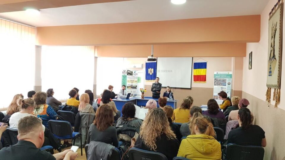Dezbatere pe tema prevenirii violenței și protejării copiilor, împreună cu părinții acestora Dezbatere pe tema prevenirii violenței și protejării copiilor, împreună cu părinții acestora