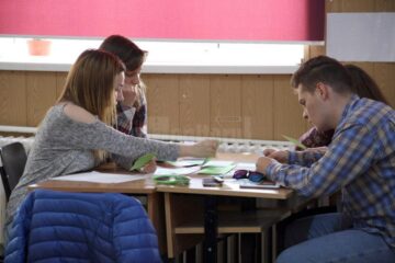 13 elevi suceveni, la Olimpiada Națională de Franceză