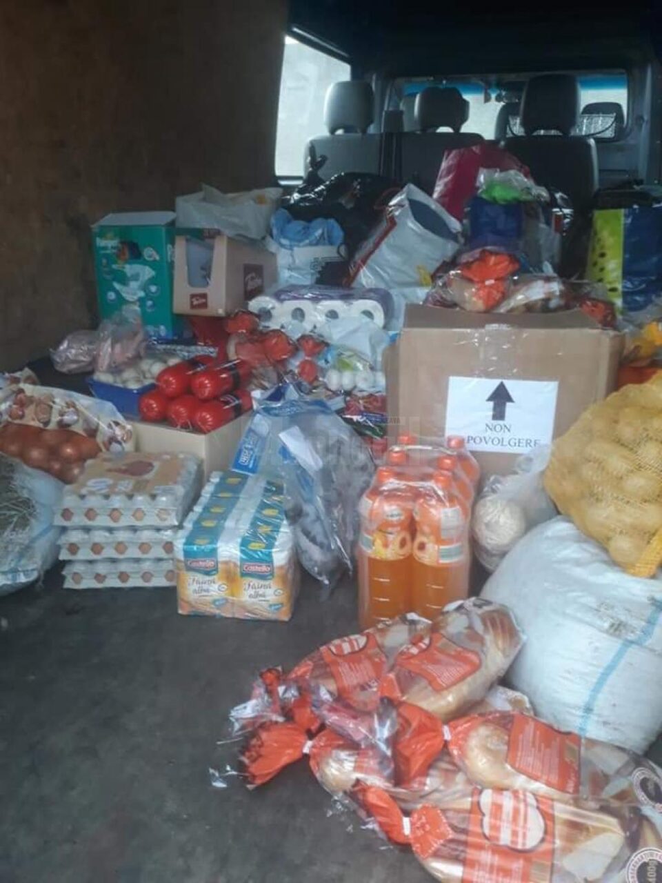 Campania de ajutorare a familiilor sărace din zona Fălticeni continuă