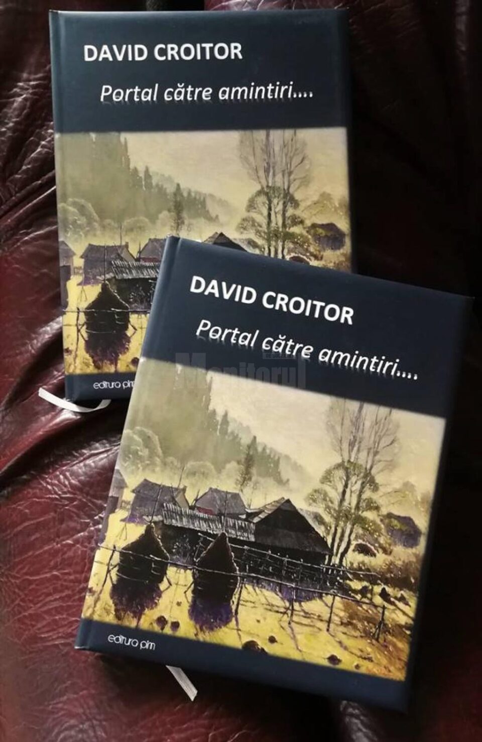 Vernisajul expoziției „Portal către amintiri...”, semnată de artistul dornean David Croitor, la Casa de Cultură "Platon Pardău"